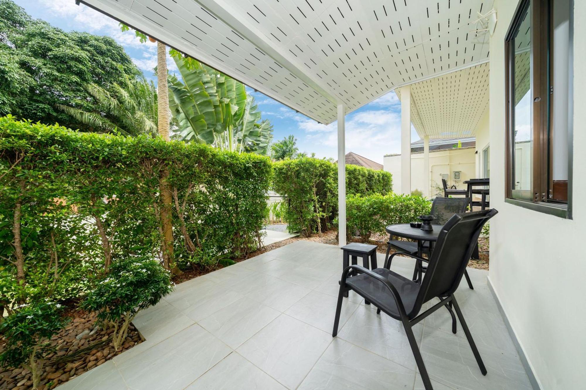 Oxavia Garden Oasis In Nai Harn - Your Private Tropical Garden With 3 Cabins And Jacuzzi Rawai Exterior foto